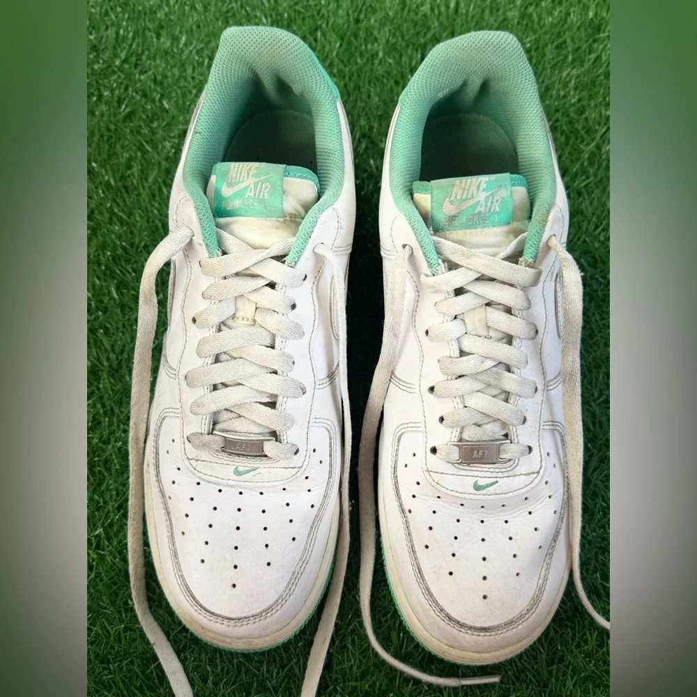 Nike AF-1 Men’s Sneakers Size‎ 8.5